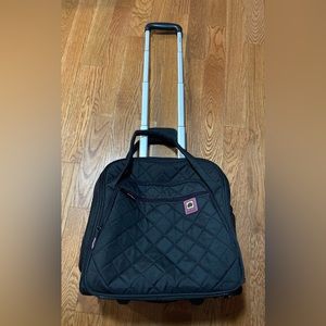 Delsey Paris rolling carry on bag